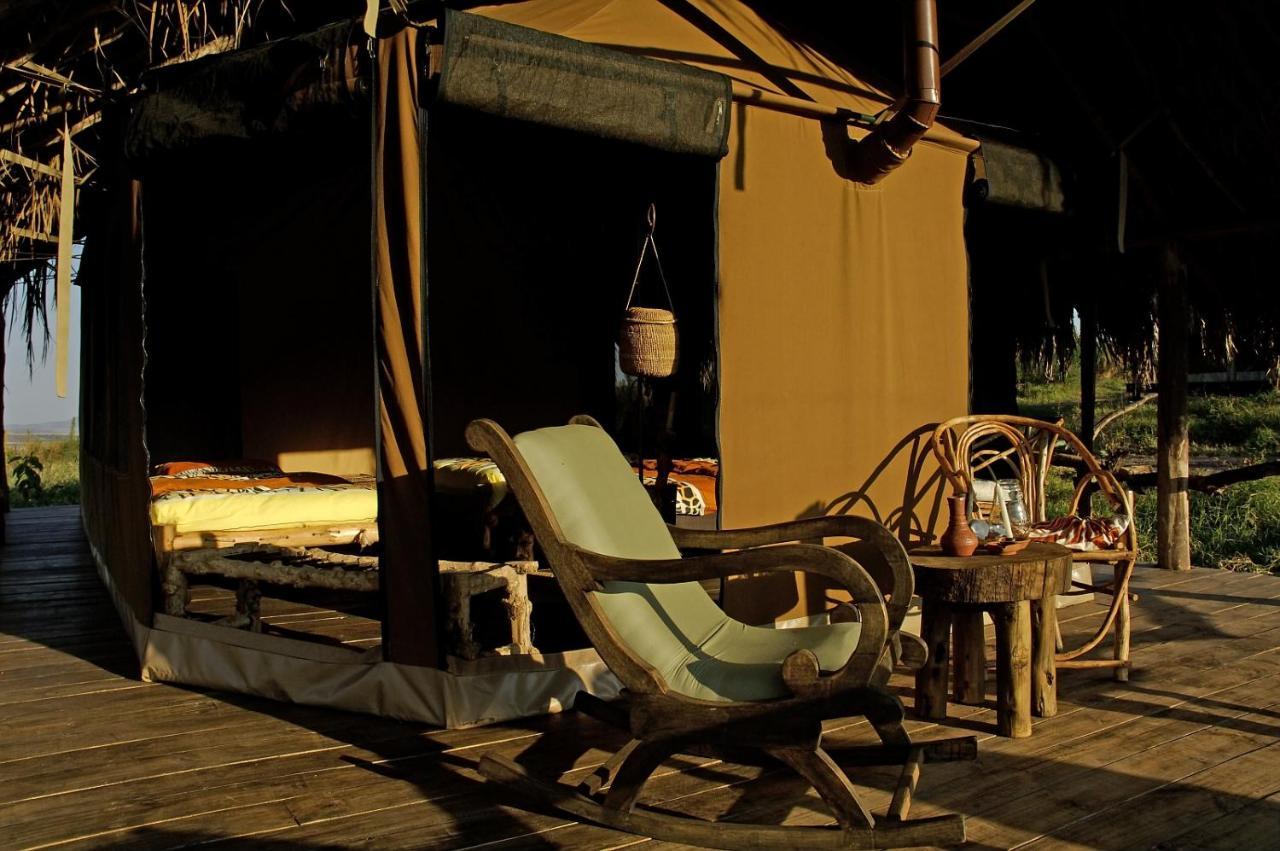 Crater Forest Tented Lodge カラトゥ エクステリア 写真